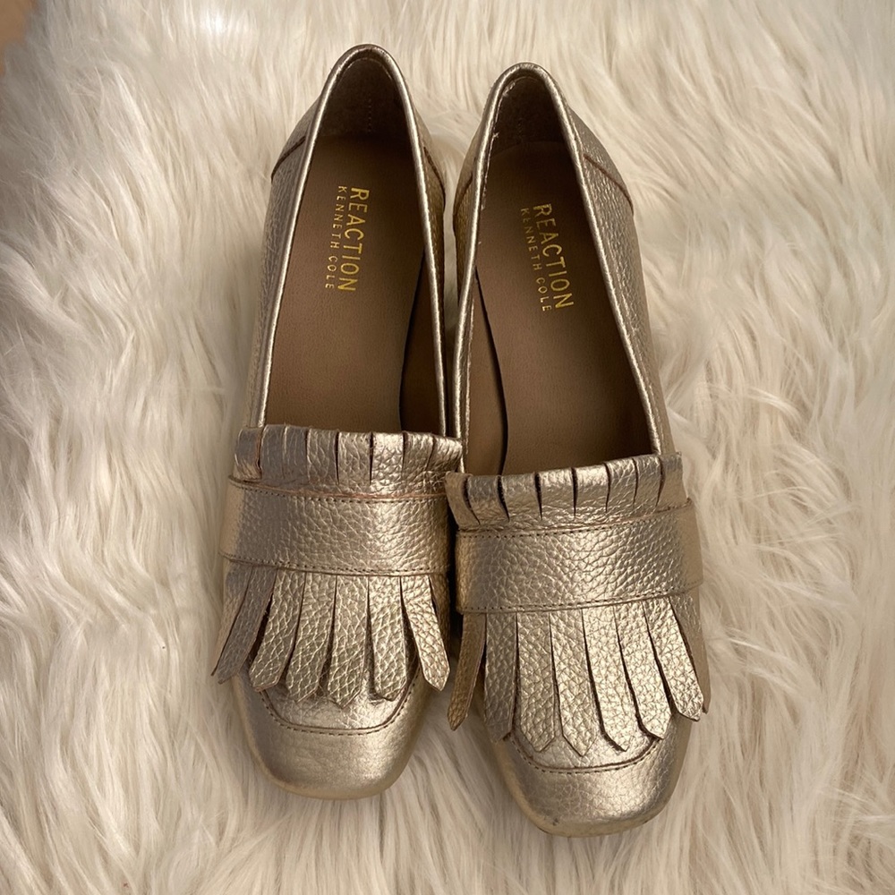 Kenneth Cole Reaction women’s size 7 1/2  Michelle loafers gold color .